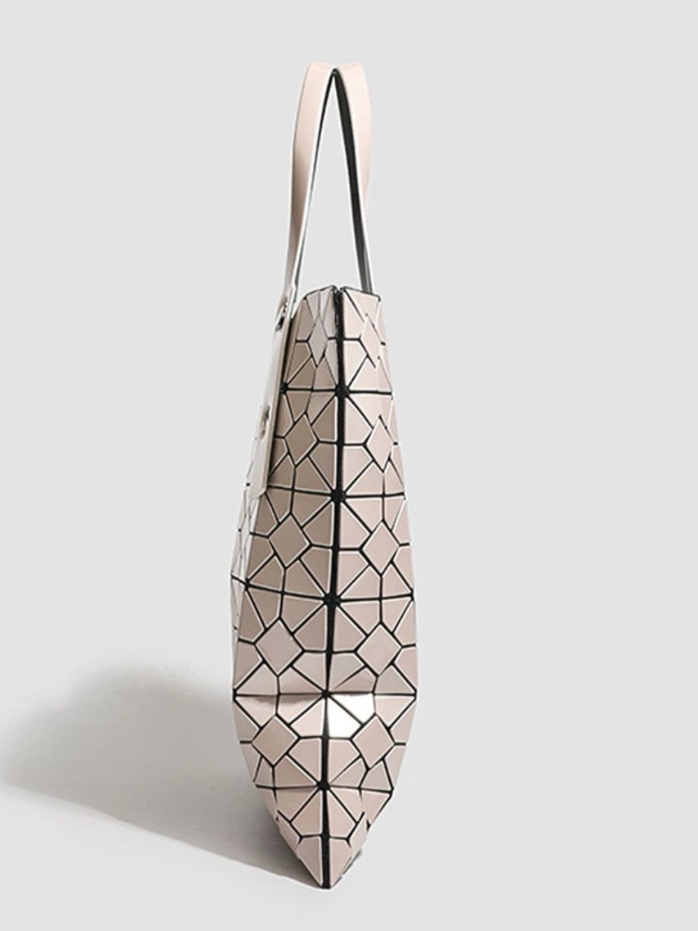 Geometric Lattice Pattern Handbag - Picture 8 of 8